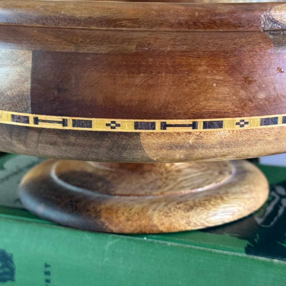 Vintage Turned Wooden Decorative Footed Bowl Compote Inlaid Aztec Marquetry - Picture 7 of 16
